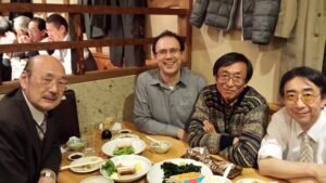 Manuel con Kimura-san, Nishimura-san y Kotani-san